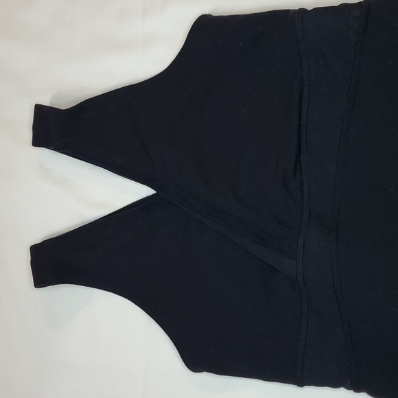 Lululemon work out mesh vneck tank size 4 black - womens - Picture 4 of 6